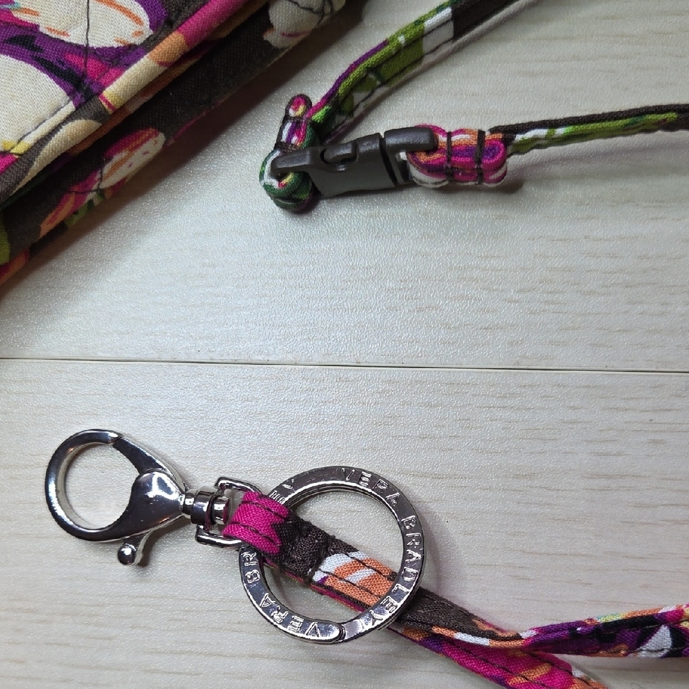 Vera Bradley Multucolor Floral Phone Case Wallet w Breakaway Lanyard & Key Ring - Picture 3 of 11
